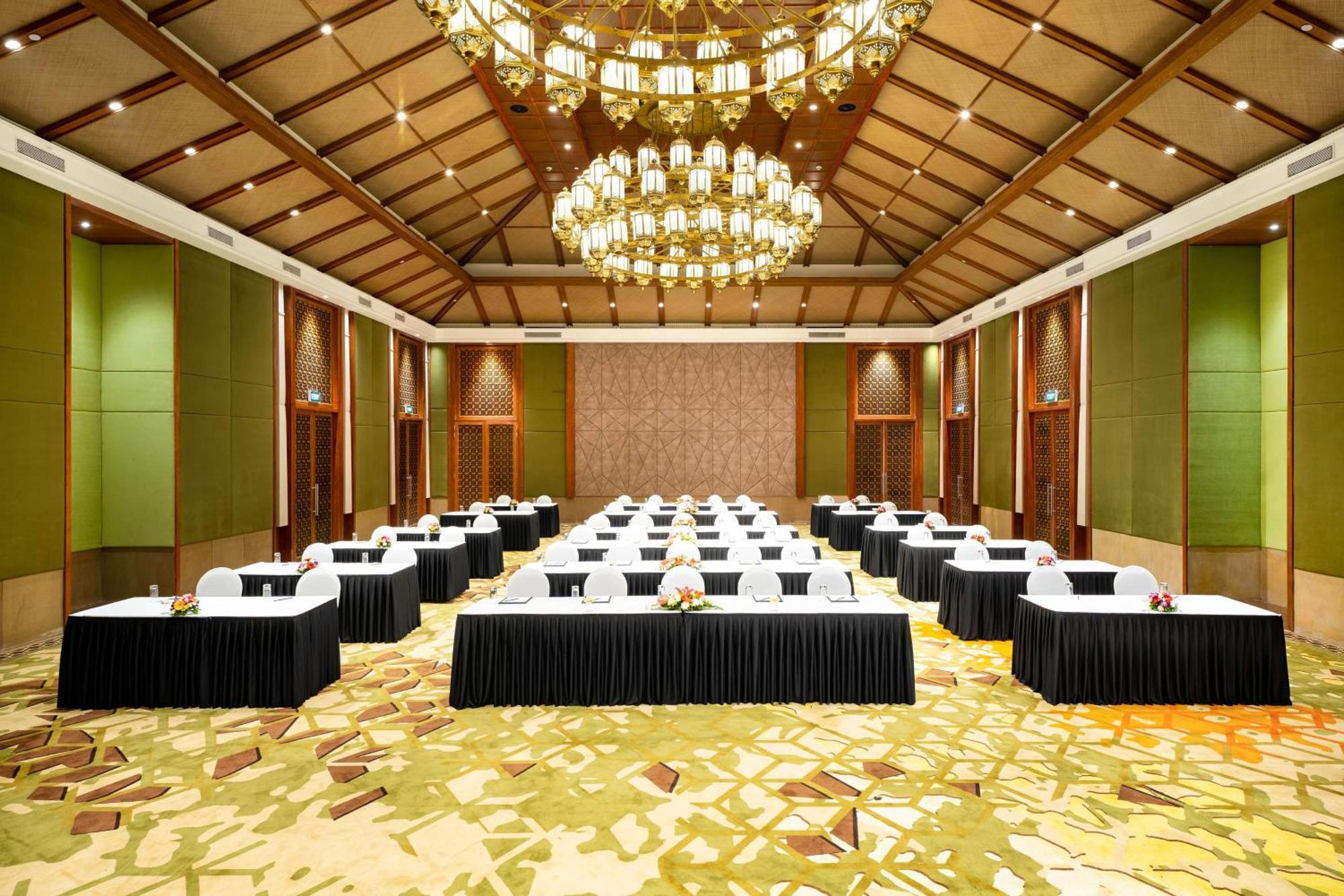 Hilton Goa Resort Candolim Exteriör bild