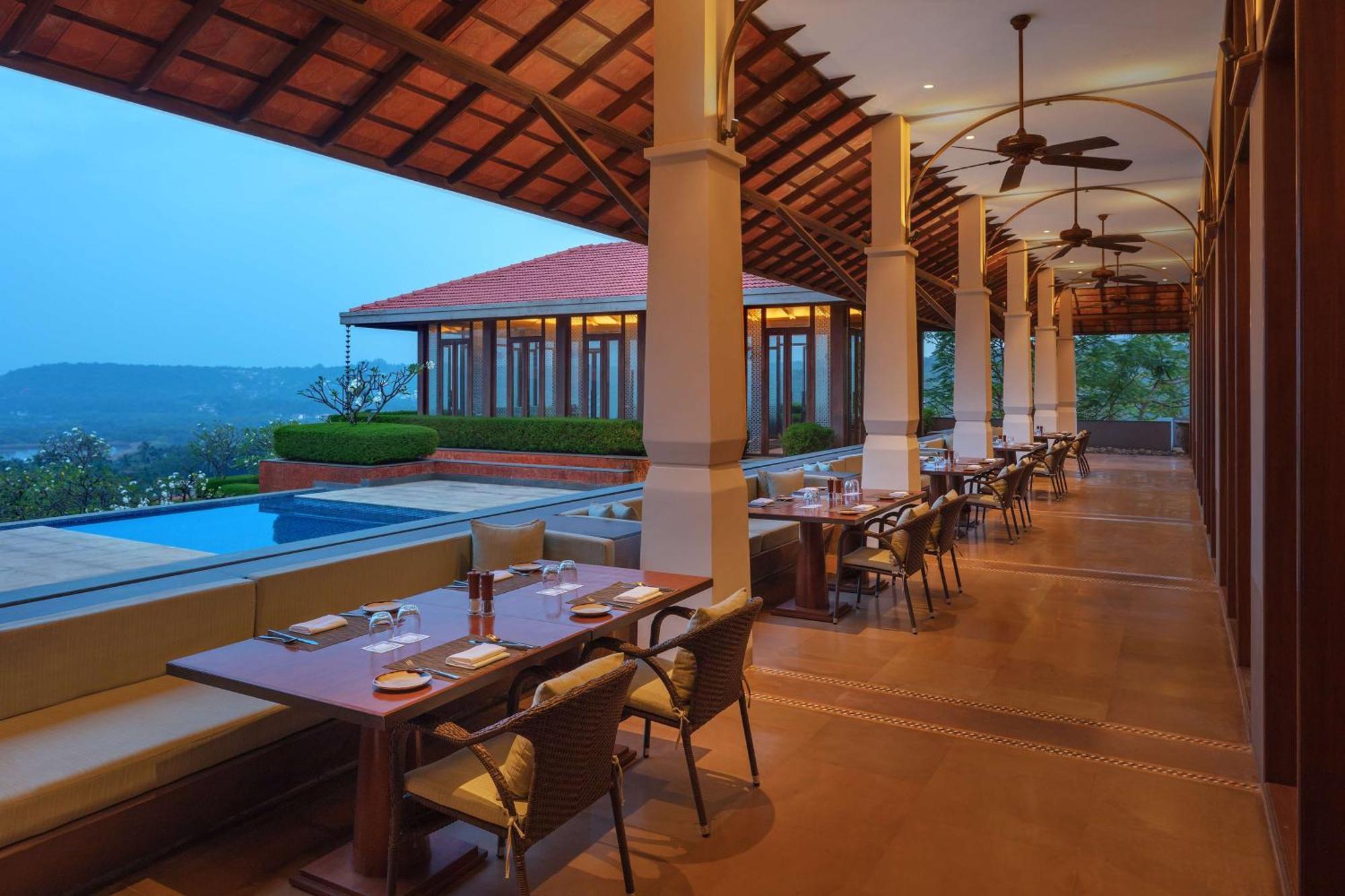 Hilton Goa Resort Candolim Exteriör bild